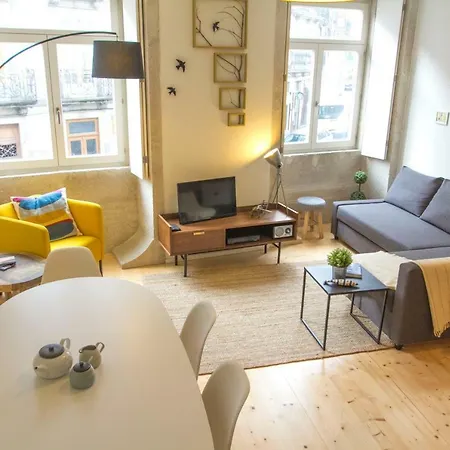 Taipas Plaza @ Historical Center *