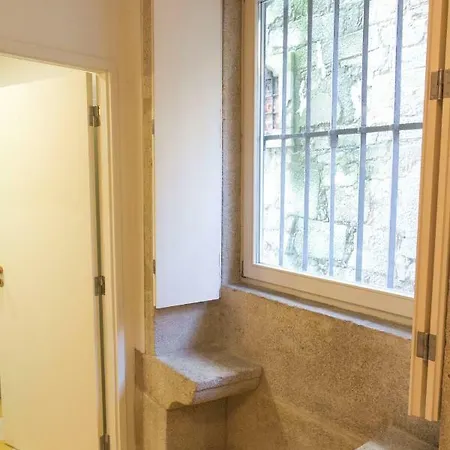 Taipas Plaza @ Historical Center 포르투